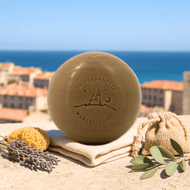 Facial Soap with Hyaluronic Acid Lifestyle Image